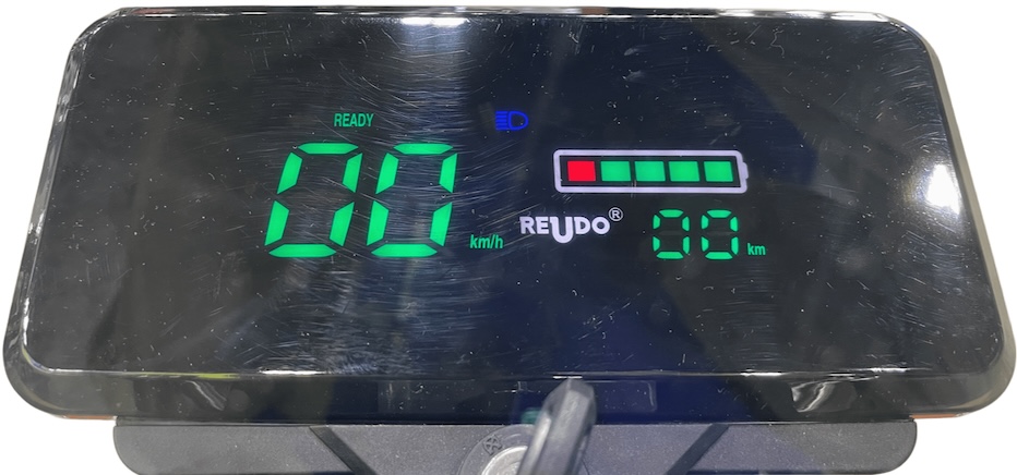 スピードメーター新ロット